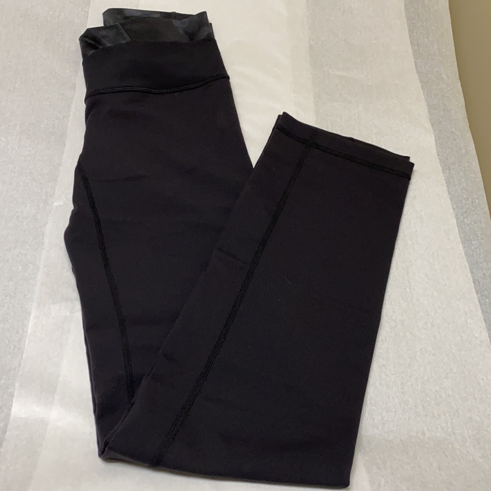 Lululemon double waistband black 8R - Picture 2 of 8